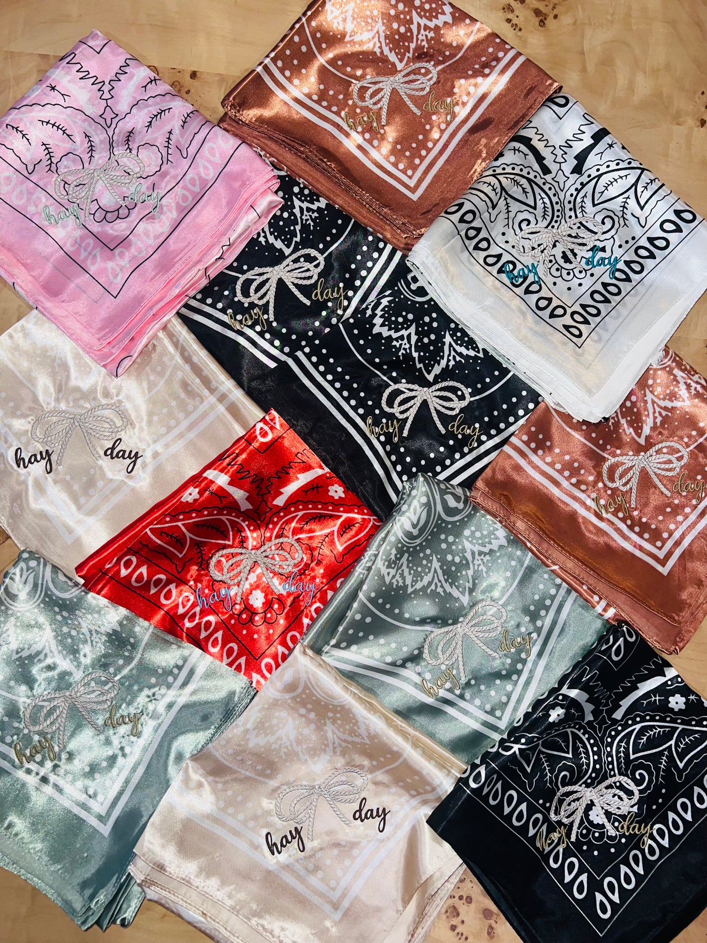 Hay Day Bandana and Hair tie!